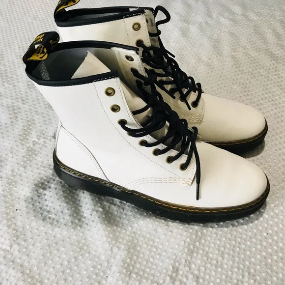 Dr. martens combat boots - Picture 2 of 12